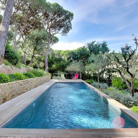 Viviane Superb In The Tropez Next To The Beaches Saint-Tropez